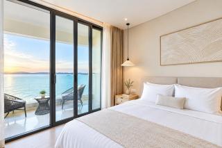 The Paramount Nha Trang Oceanview Apartment by San Ocean - 9