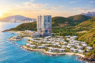 The Paramount Nha Trang Oceanview Apartment by San Ocean - 3