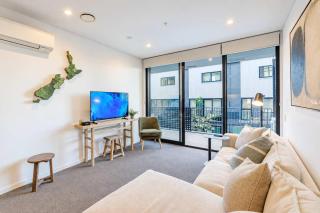 Christchurch CBD - 2BR with Parking & Balcony - 9