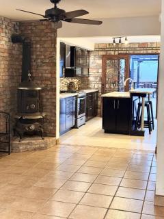 Casa Blanca Patio and private garage - 1