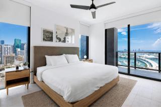 Corner Bay View Stay with Pool and Balcony in Miami G2515 - 6