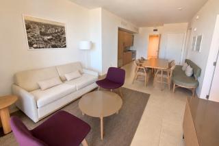 Corner Bay View Stay with Pool and Balcony in Miami G2515 - 3