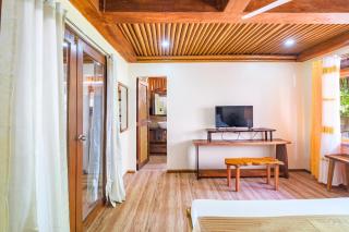 Paras Inn Beach House 2 - 4