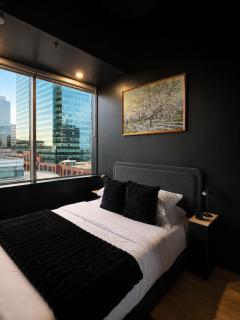 Black Cave Skyline Luxury 1BR UG Parking - 7