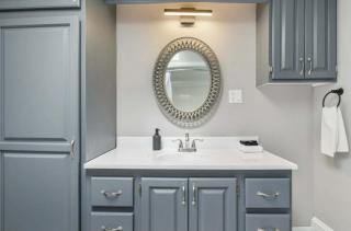 Comfortable 3-Bedroom Stay in Moncton - 4