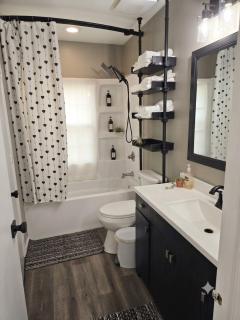 6 Beds , Ideal for Crews & Insurance , Close to Naval Base, 6 Flags - 4