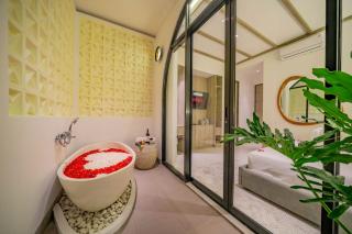 3BR villa - pool, rooftop & scenic views - GF3 by TROPICALLY - 1