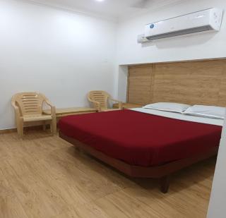 Ajantha Beach Guest House - 8