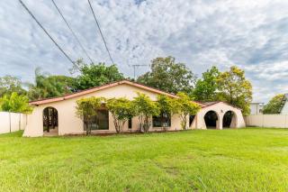 Heart Of Loganholme Private Bedroom 6, Walk To All - 4