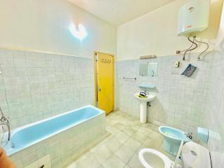 Charming Guest Room in Bamako with Private Balcony - 4