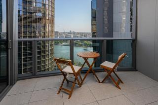 Stylish CBD 1BR Apt wPool, Gym & city view - 5