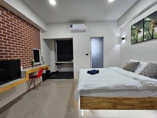 Irich residence South Samrong 6 Kms BTS-Pu Chao - 3