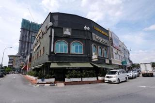 Swing & Pillows - Ayuni Hotel, Bangi Selangor - 6