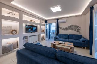 Santorini Symmetry Apartment-Spacious Stay for up to 8 Guests in Megalochori Village - 6