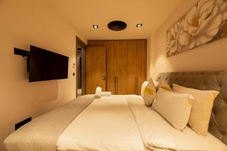 Diamond in city Suites - 5