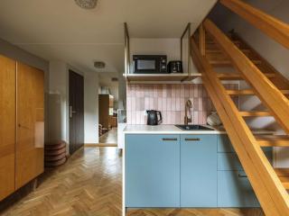 Vivia - Modern Mezzanine Loft - Old Town - 9