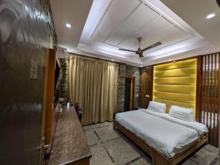 Stay @ 203 - 0