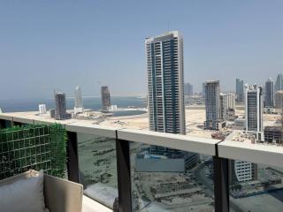 Luxury Seef Penthouse High Floor & Balcony F311O - 3