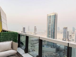 Luxury Seef Penthouse High Floor & Balcony F311O - 1