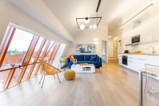 Exclusive Old Town Suites with City Views & AC by EasyBNB Premium - Praga - 0