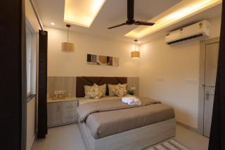 SolSky Hospitality - 3