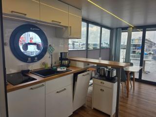 Hausboot Fjord LaFee mit Dachterrasse in Flensburg - 1