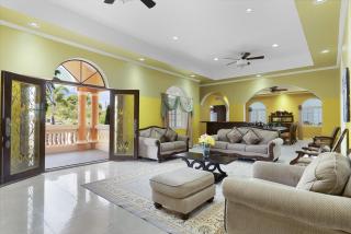 Hospitality Expert VSV 6BR Pool Beach - 5