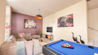 The Golden Hoorn Suite - 0