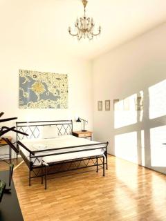 Spacious apartment in the heart of the Old Town - 0