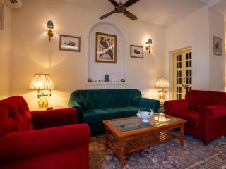 HOTEL WHITE RABBIT - 7