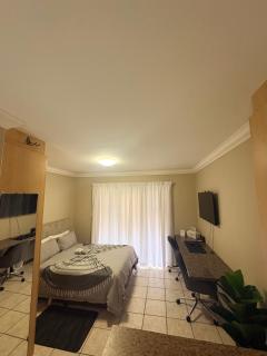 Apartel 203 on Bains - 4