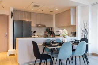 3BR and Maids Room Sea View in Waters Edge Yas Island - 6