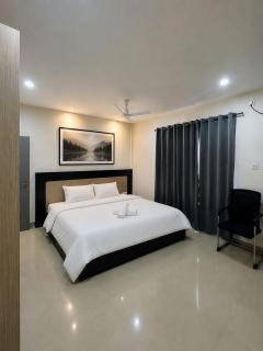Retreat Inn - 0