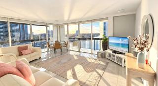 Riverfront 2BR Apartment at Budds Beach - 0