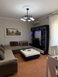 Don Bosko Family Stay Apartment - 0