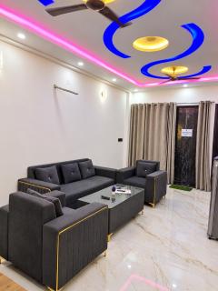 1Bhk AeroVibe Stay - Near Airport Rooftop Flights View - 4