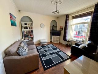 A lovely contemporary furnishing apartment - 2