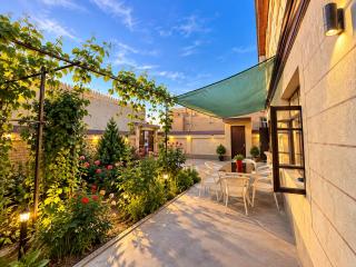Shodlik Guest House - 9
