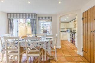 3 Bed in Southwold oc-stan - 2
