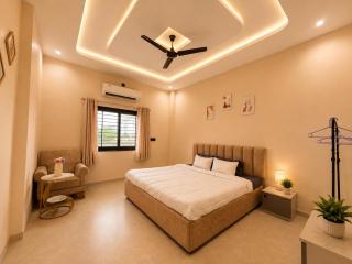 Home Escape Lavender 2BHK Premium Stay - 5