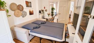 Velmora Boutique Suites Cozy Apartment City Center - 8