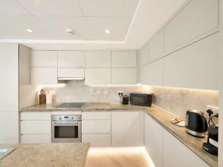 Kensington - Designer 3BR Loft Duplex Downtown - 4
