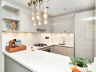Kensington Brand New 2BR Plus Maid 10 min to Downtown! - 6