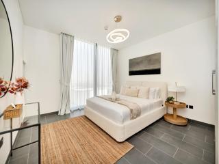 Kensington Brand New 2BR Plus Maid 10 min to Downtown! - 3