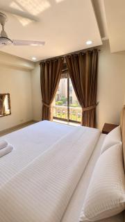 Luxury 3BHK Presidential Suite, Park Lane Islamabad - 4
