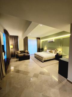 The Somerset House Hotel & Residences - 1