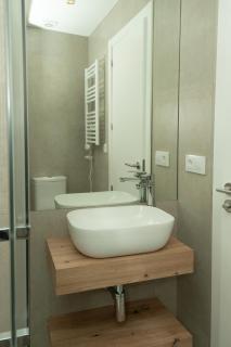 Carvajal Street, Private rooms - 1