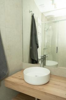 Carvajal Street, Private rooms - 5