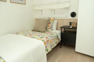 Carvajal Street, Private rooms - 8