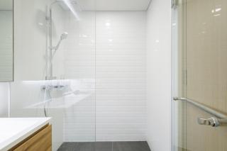 Rama9 Duplex Near Train Market RCA Free Pool Gym - 2